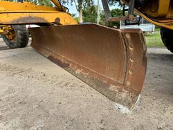 1995 CATERPILLAR
                12H Grader 