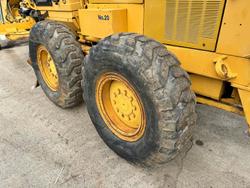 1995 CATERPILLAR
                12H Grader 