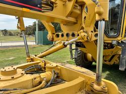 2005 Caterpillar
                12H Vhp Grader 