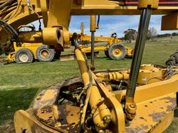 2005 Caterpillar
                12H Vhp Grader 