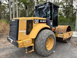 2001 Caterpillar Cs563d