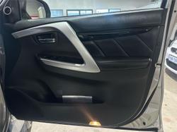 2016 Mitsubishi
Pajero Sport Exceed