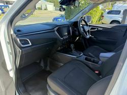 2021 Isuzu
                D-MAX LS-M