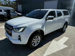 2021 Isuzu
                D-MAX LS-M