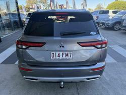 2022 Mitsubishi
Outlander Aspire