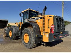 Hyundai
Hl770-9