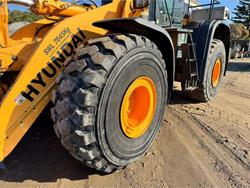 Hyundai
Hl770-9