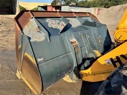 Hyundai
Hl770-9