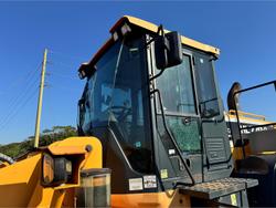 Hyundai
Hl770-9
