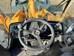Hyundai
Hl770-9