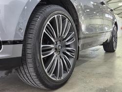 2019 Land Rover
Range Rover Velar P250 R-Dynamic SE