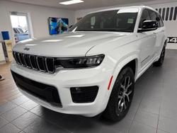 2023 Jeep
Grand Cherokee Overland