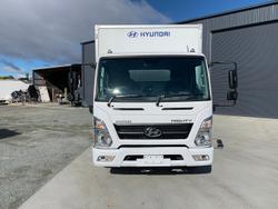 2025 Hyundai Mighty EX4/6 Pantech White
