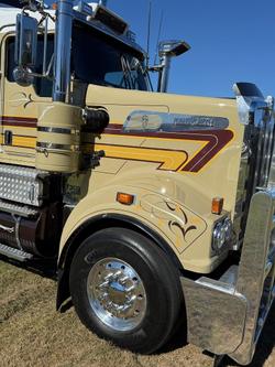 2016 Kenworth T909 140t - RECENT ENGINE RECO