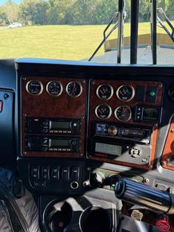 2016 Kenworth T909 140t - RECENT ENGINE RECO