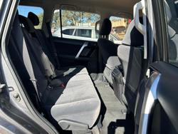 2017 Toyota
Landcruiser Prado GXL