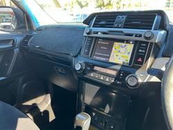 2017 Toyota
Landcruiser Prado GXL
