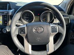 2017 Toyota
Landcruiser Prado GXL
