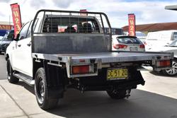 2021 Toyota
                Hilux SR