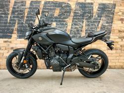 2025 YAMAHA MT-07 LAMS ROAD BLACK