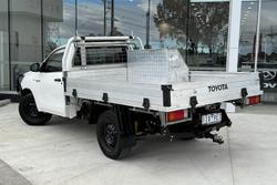 2016 Toyota
                Hilux Workmate