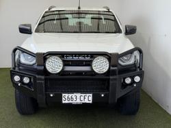 2020 Isuzu
D-MAX X-TERRAIN