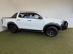 2020 Isuzu
D-MAX X-TERRAIN