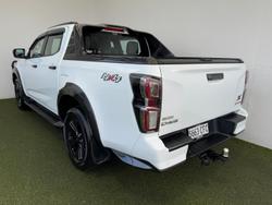 2020 Isuzu
D-MAX X-TERRAIN