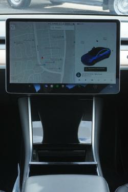 2019 Tesla
Model 3 Performance