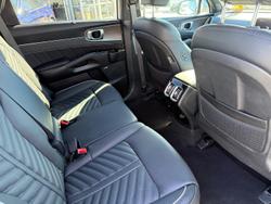 2024 Kia
Sorento HEV GT-Line