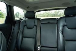 2021 Volvo XC60 B5 Inscription