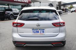 2018 Holden
Calais