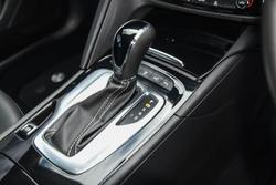 2018 Holden
Calais