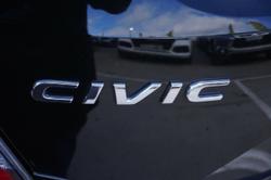 2018 Honda
Civic VTi-LX
