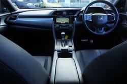 2018 Honda
Civic VTi-LX