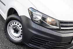 2017 Volkswagen
Caddy TSI220