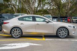 2025 Mazda
3 G25 Astina