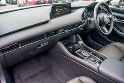 2025 Mazda
3 G25 Astina