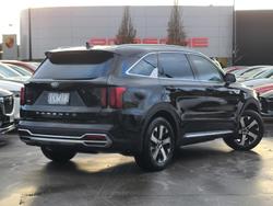 2021 Kia
                Sorento Sport