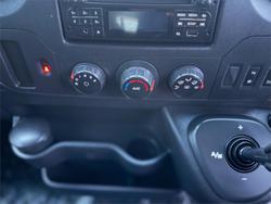 2016 Renault
Master