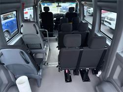 2016 Renault
Master