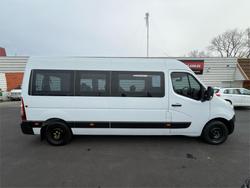 2016 Renault
Master