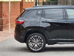 2024 Jeep Compass Summit e-Hybrid