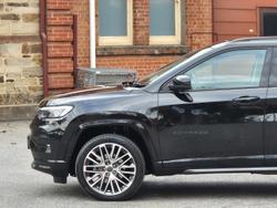 2024 Jeep Compass Summit e-Hybrid