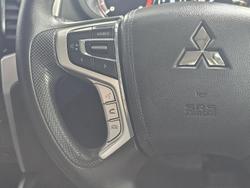 2022 Mitsubishi
Triton GLX+