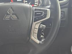 2022 Mitsubishi
Triton GLX+