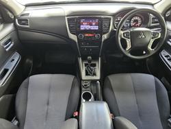 2022 Mitsubishi
Triton GLX+