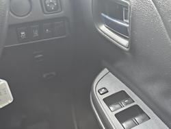 2022 Mitsubishi
Triton GLX+