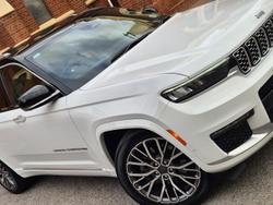 2022 Jeep
Grand Cherokee L Summit Reserve