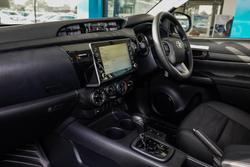 2023 Toyota
Hilux SR